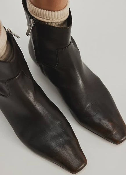 Easy Does it Vegan Boot